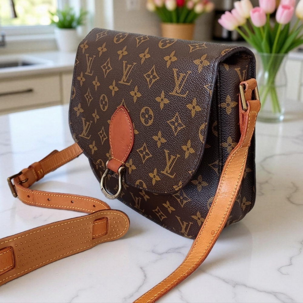 Louis Vuitton Saint Cloud GM Monogram Vintage Crossbody Bag - Picture 7 of 17